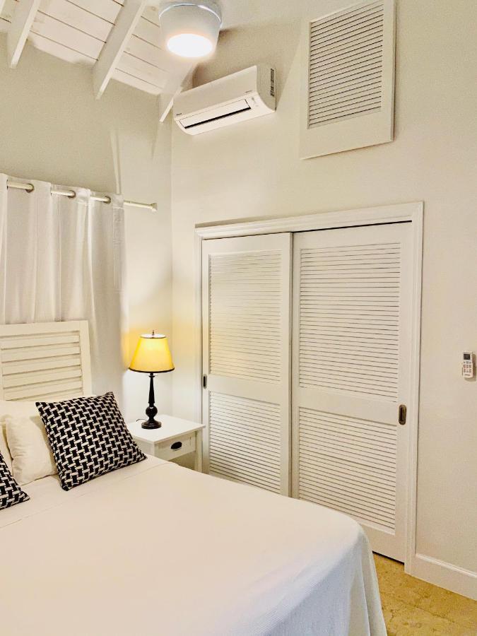 Modern Cottage With Chalk Sound Views Providenciales Exterior foto